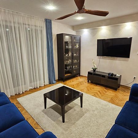 Villa Mater - Luxuriously Equipped Villa With A 15M Long Swimming Pool Žrnovnica Kültér fotó
